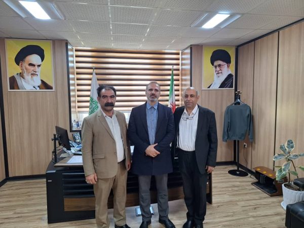 جلسه با ریاست اتحادیه میوه و تره بار کرج تاریخ بهمن ماه 1403